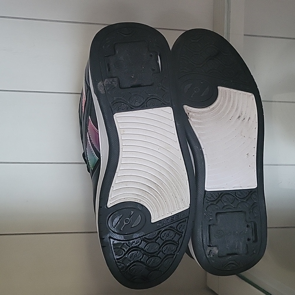 Heeleys Girls Sz. 5 BB 4500 Low Top Reebok Skate Shoes - Picture 5 of 8